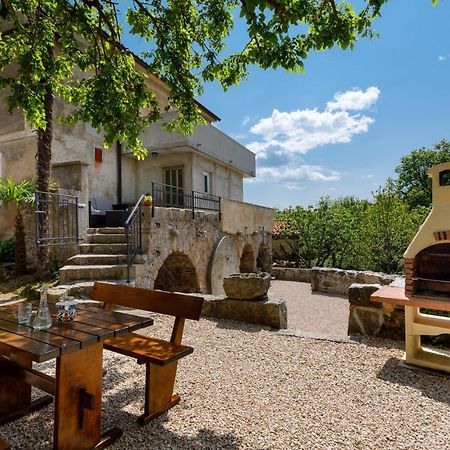 Kuca Za Odmor "Na Paltu" Villa Risika Bagian luar foto